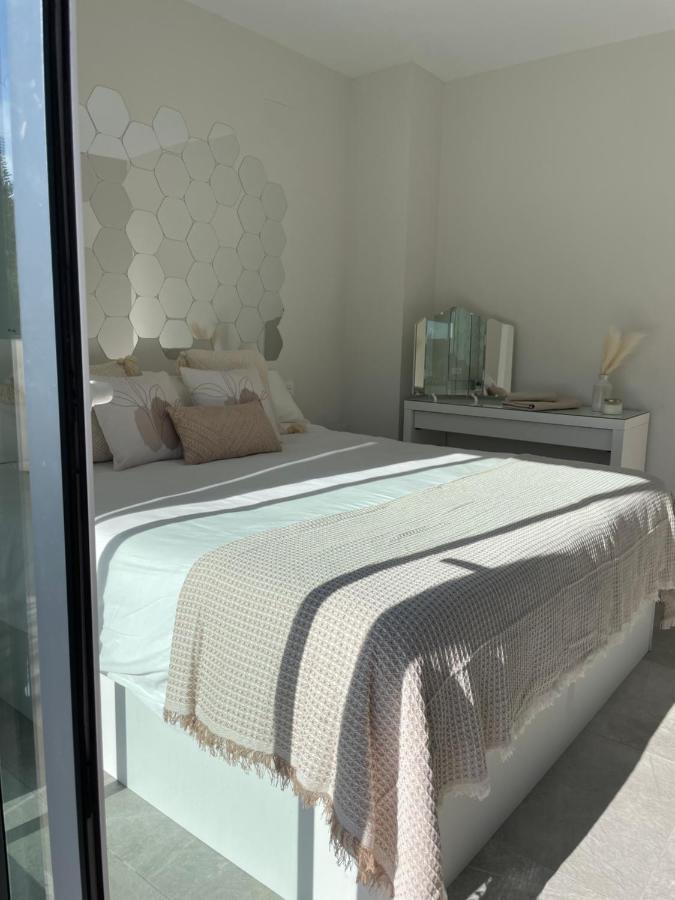 Marbella Centre With Terrace And Pool Apartment Exterior photo